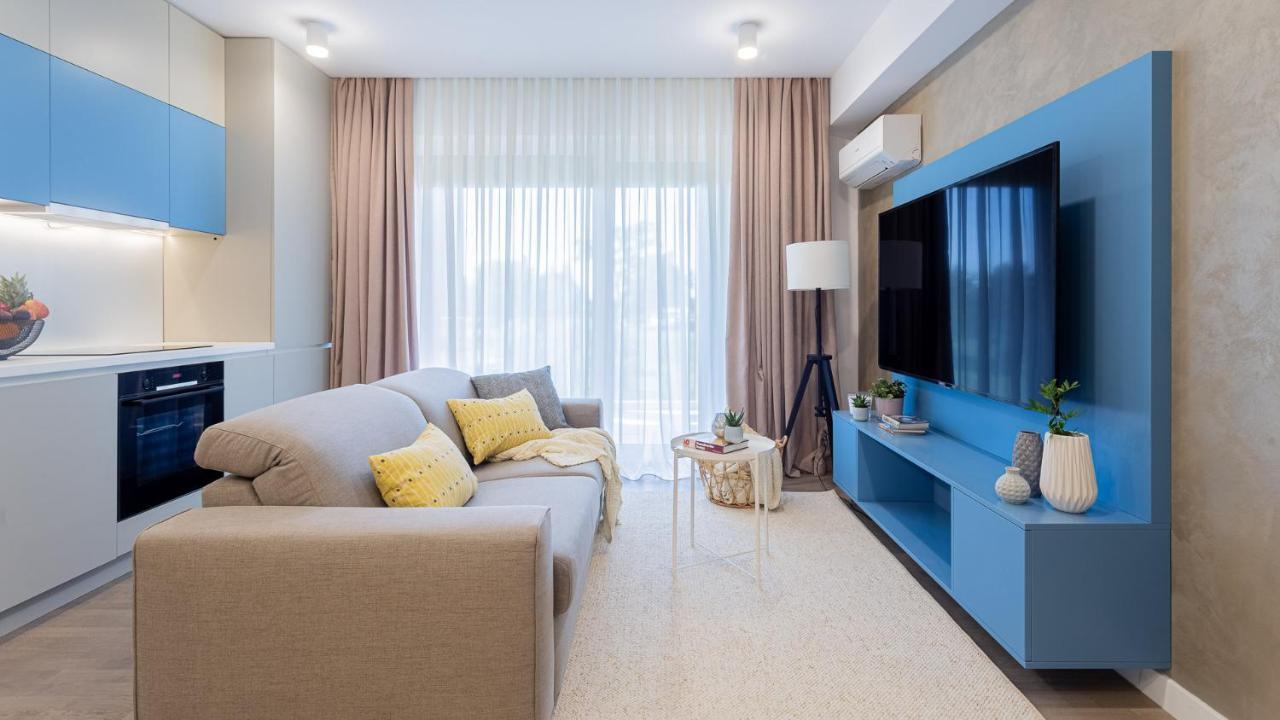 Il Lago - Azur - Cozy Luxurious Smart Home By The Lake Voluntari Esterno foto